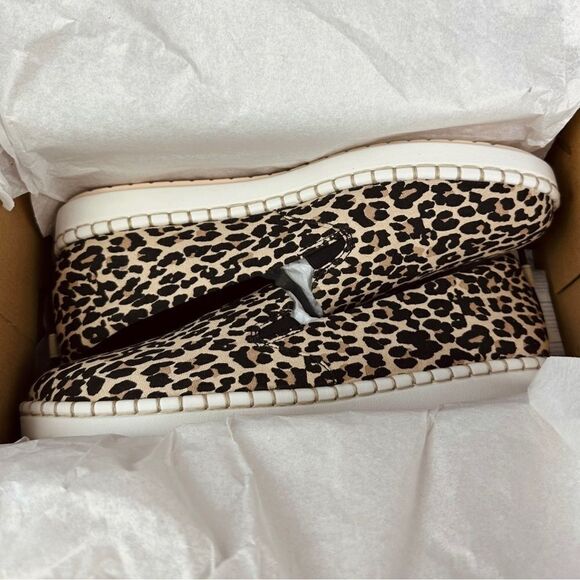 Clarks Cloudsteppers Slip On Shoes Leopard Print NWT 9 Wide - Picture 3 of 6